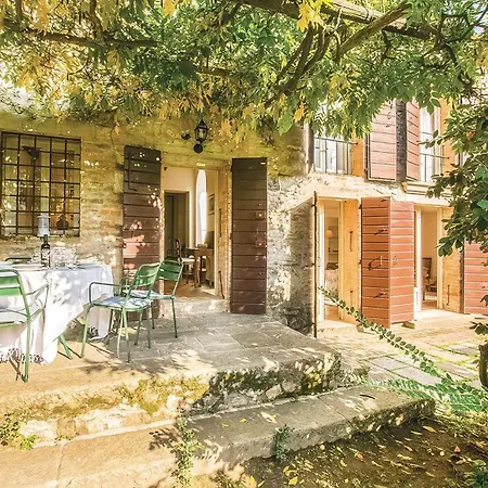Holiday home Il Glicine